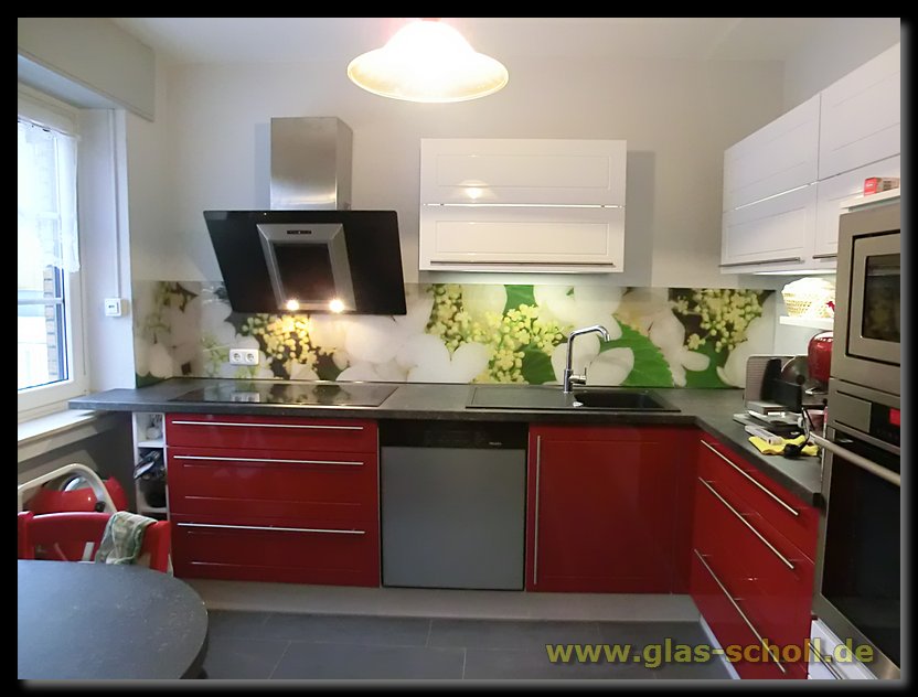 Küchenspritzschutz mit Apfelblüten Digitaldruckmotiv von Glas Scholl